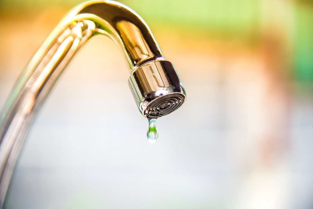 Kitchen faucet and sink plumbing