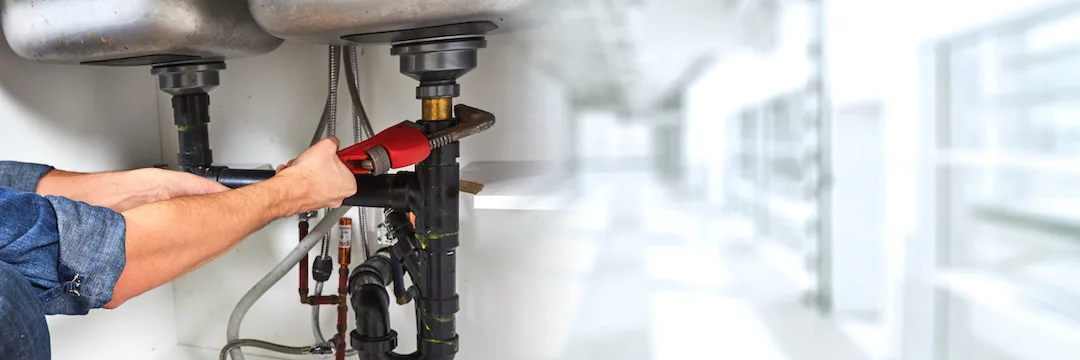 Pipe repair work on an exposed plumbing connection